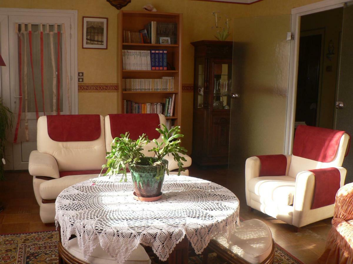 Apartament Clo Hujobe Parthenay Zewnętrze zdjęcie